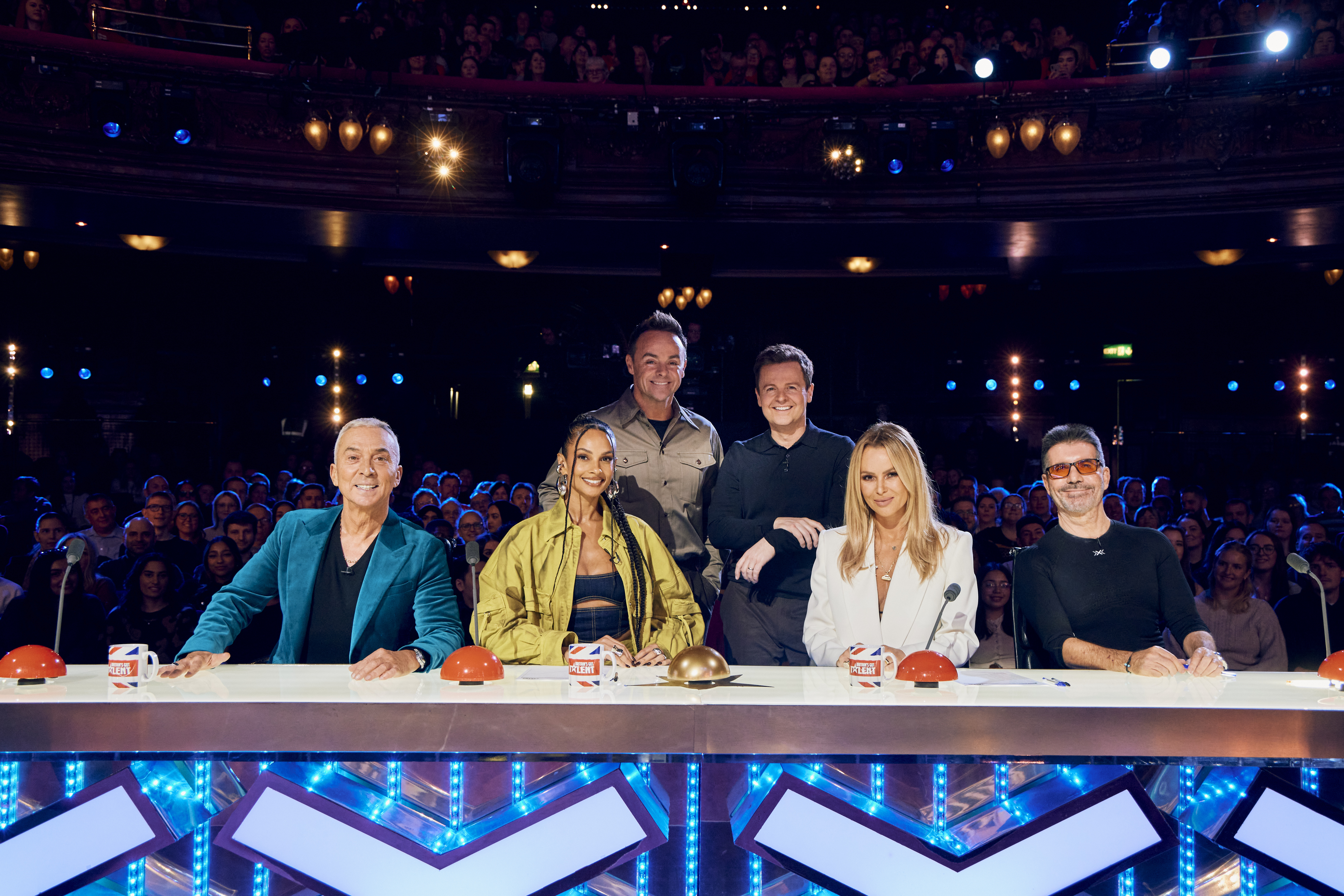 Аманда была судьей конкурса Britain's Got Talent в течение 17 лет.