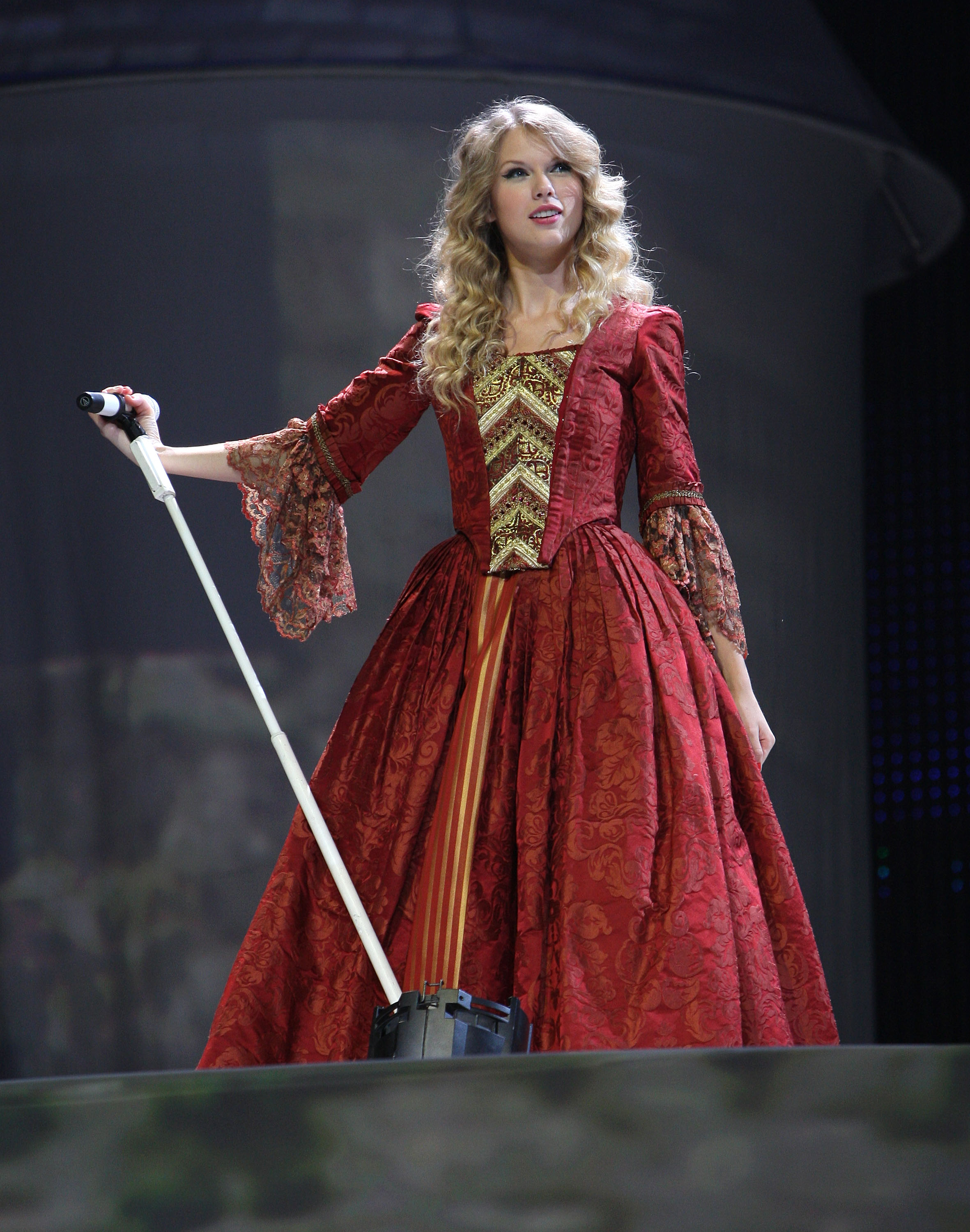 Тейлор во время тура Fearless Tour в Мэдисон Сквер Гарден в 2009 году в Нью-Йорке