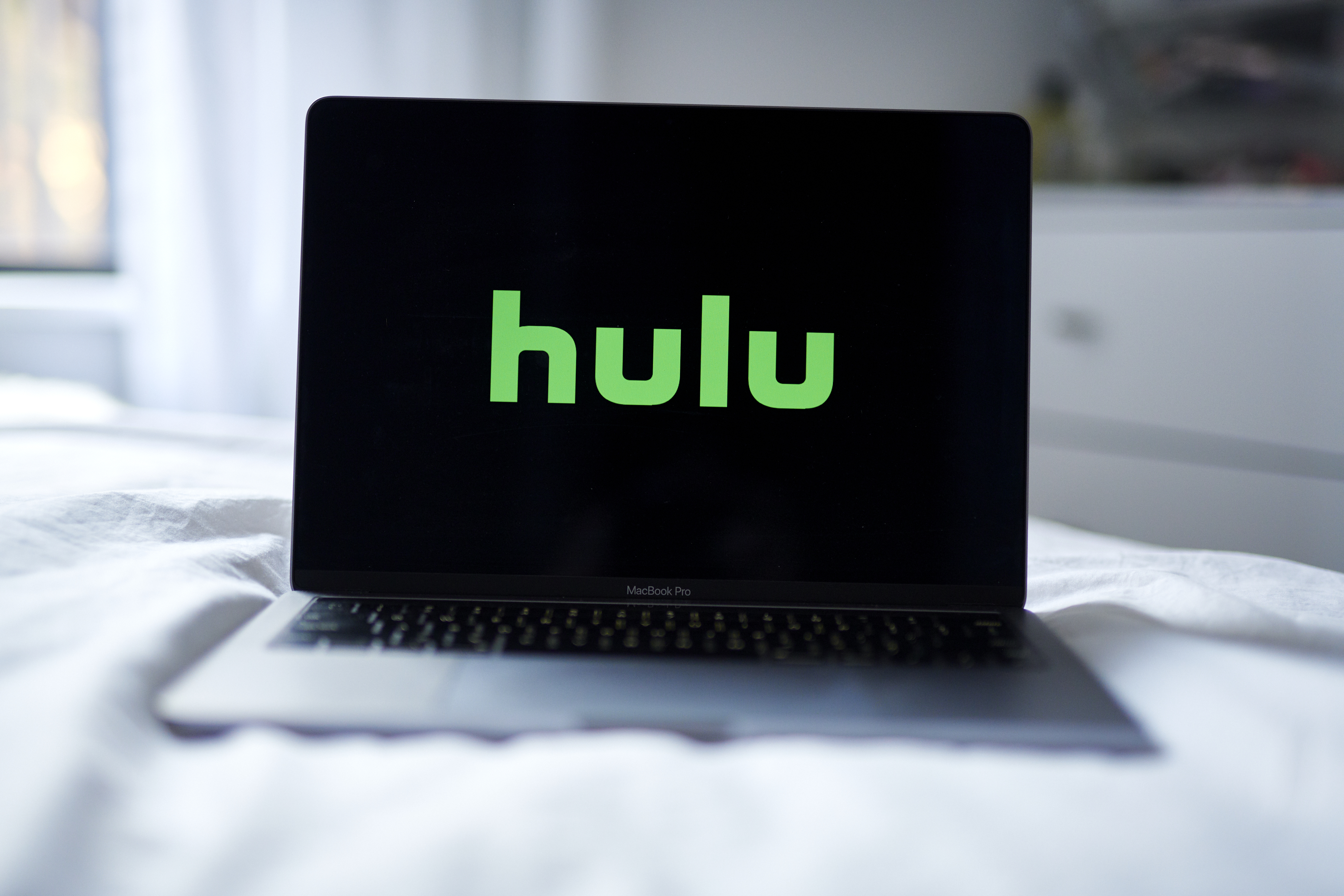 Сериал «Кардашьян» транслируется на Hulu